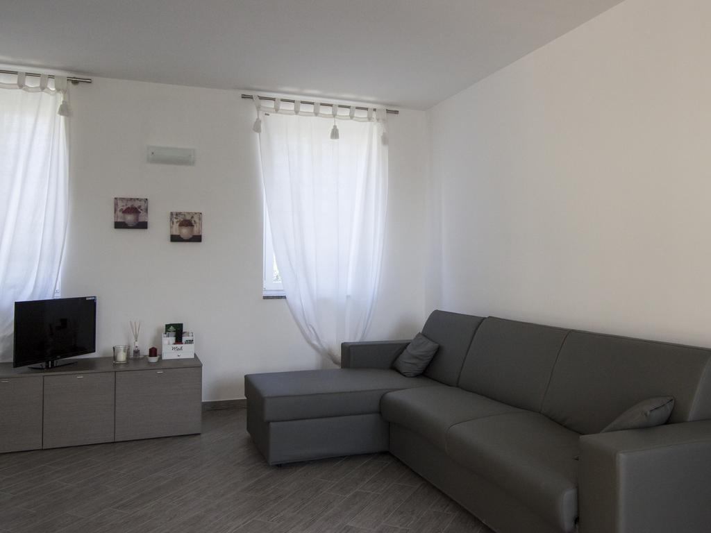 La Corte Del Gallo Apartment Gallarate Room photo